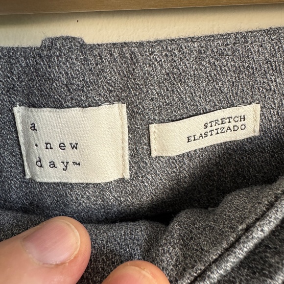 A New Day Women's Trouser Casual Dress Ankle Pant Gray Size 8 Cropped Career - Picture 4 of 14